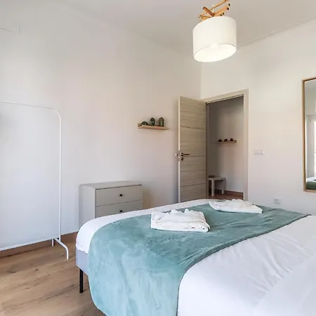 Portucale ! Balcony * Almada