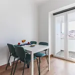 Portucale ! Balcony * Almada