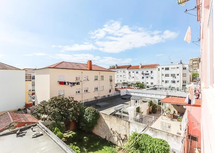 Portucale ! Balcony Appartement Almada
